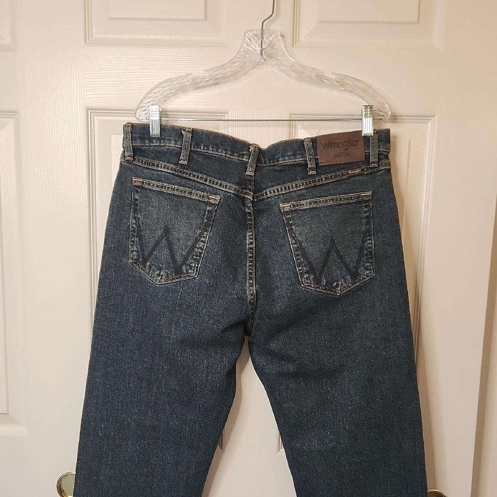 NWT Wrangler Men's Blue Regular Fit Jeans Size 36x30 - Picture 7 of 16